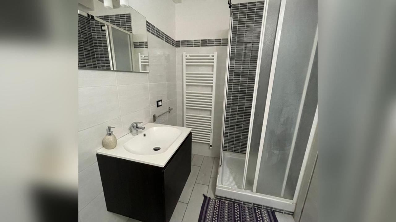 Rooms Vania เวโรนา ภายนอก รูปภาพ